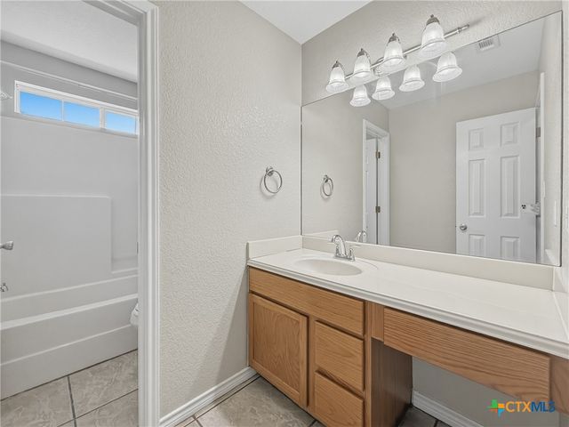 125 Barton Road, San Marcos, TX 78666
