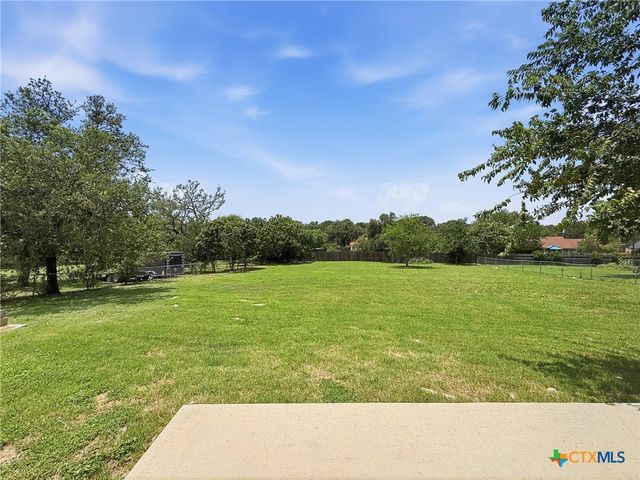125 Barton Road, San Marcos, TX 78666