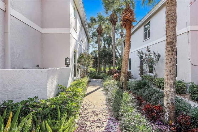 25276 Pelican Creek CIR 102, Bonita Springs, FL 34134