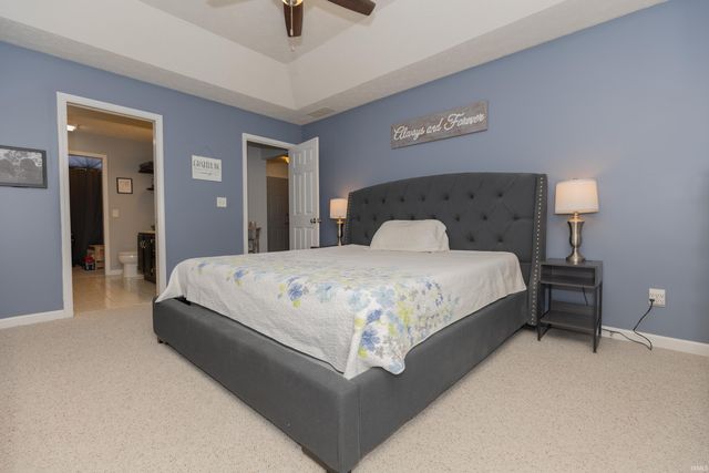 4422 Summercreek Lane, Newburgh, IN 47630