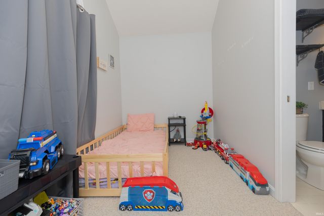 4422 Summercreek Lane, Newburgh, IN 47630