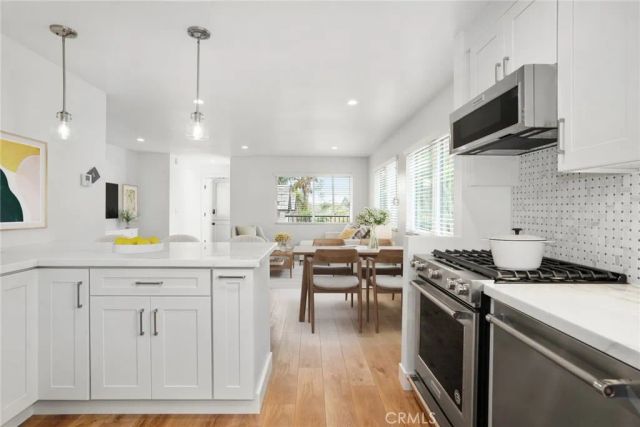 320 Catalina Drive A, Newport Beach, CA 92663