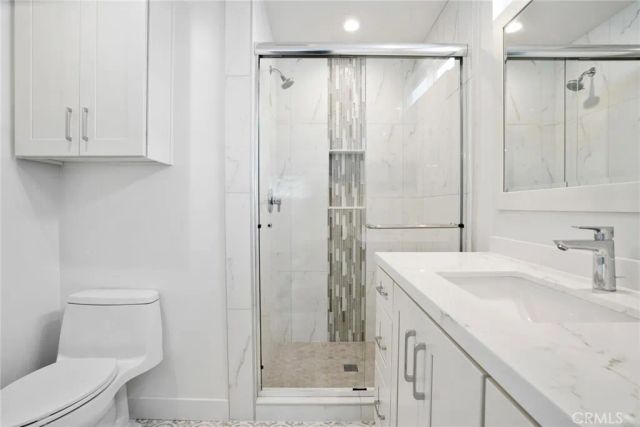 320 Catalina Drive A, Newport Beach, CA 92663