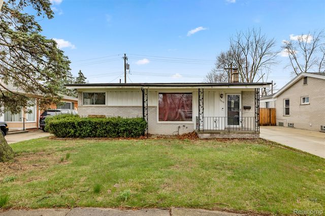 7423 Amboy Street, Dearborn Heights, MI 48127