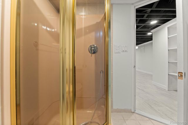 7423 Amboy Street, Dearborn Heights, MI 48127