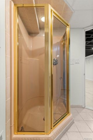 7423 Amboy Street, Dearborn Heights, MI 48127