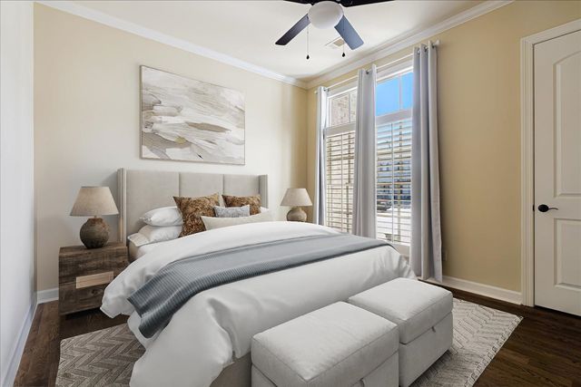 9212 LIGGON GREEN LN, Germantown, TN 38139