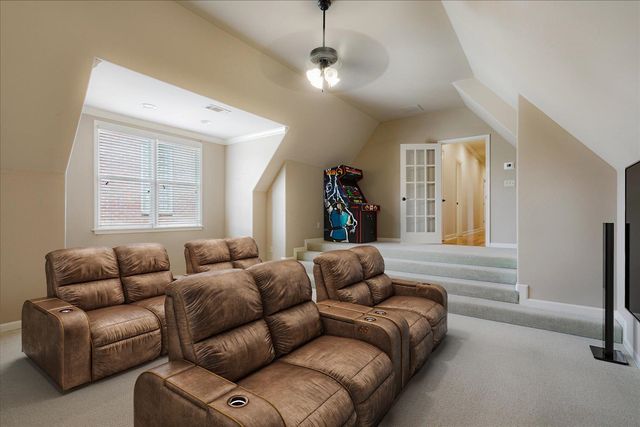 9212 LIGGON GREEN LN, Germantown, TN 38139