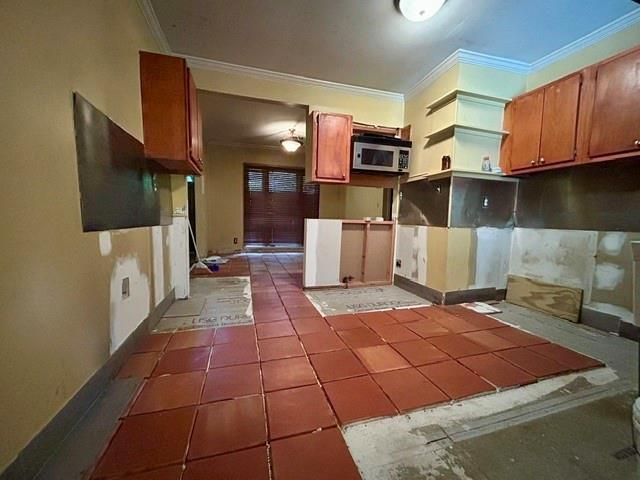 2561 Midway Road, Decatur, GA 30030