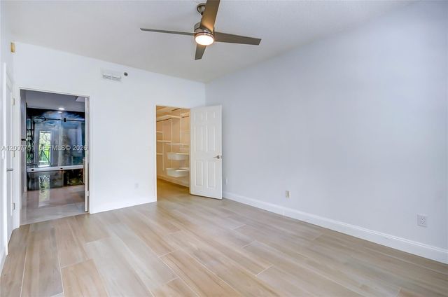 3105 NE 184th St 7201, Aventura, FL 33160