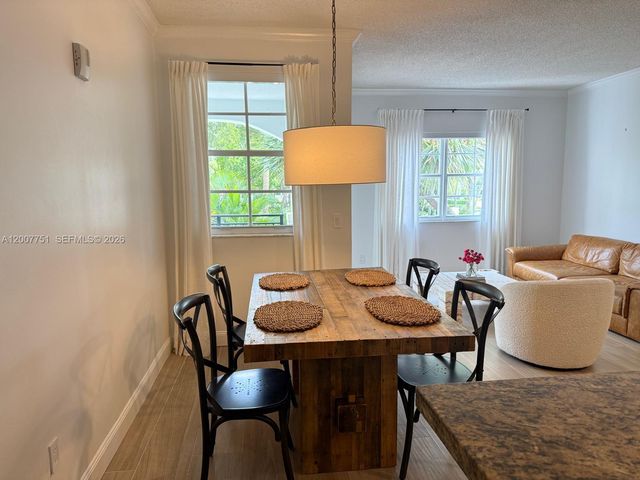 3105 NE 184th St 7201, Aventura, FL 33160