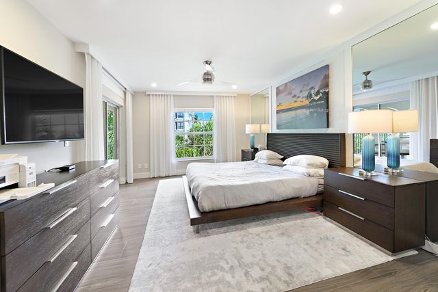 7369 Orangewood Lane 301, Boca Raton, FL 33433