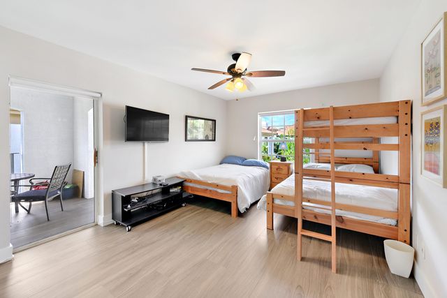 7369 Orangewood Lane 301, Boca Raton, FL 33433