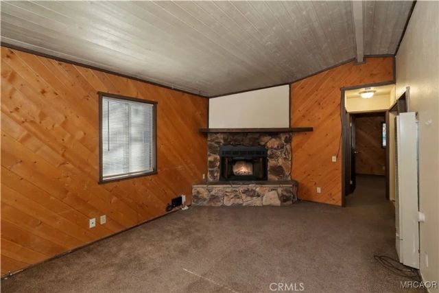 949 Pine, Big Bear City, CA 92314