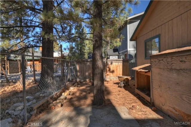 949 Pine, Big Bear City, CA 92314