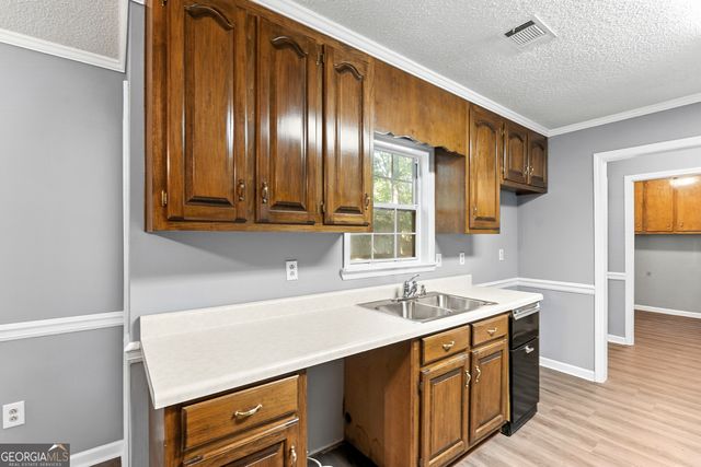 5626 Janeru Circle, Macon, GA 31216