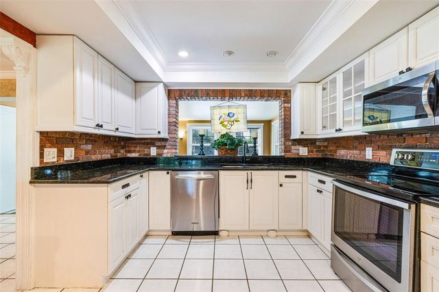 17371 WILLIAMSBURG DRIVE, North Fort Myers, FL 33917