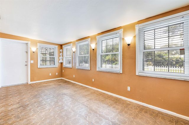 17371 WILLIAMSBURG DRIVE, North Fort Myers, FL 33917