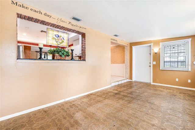 17371 WILLIAMSBURG DRIVE, North Fort Myers, FL 33917