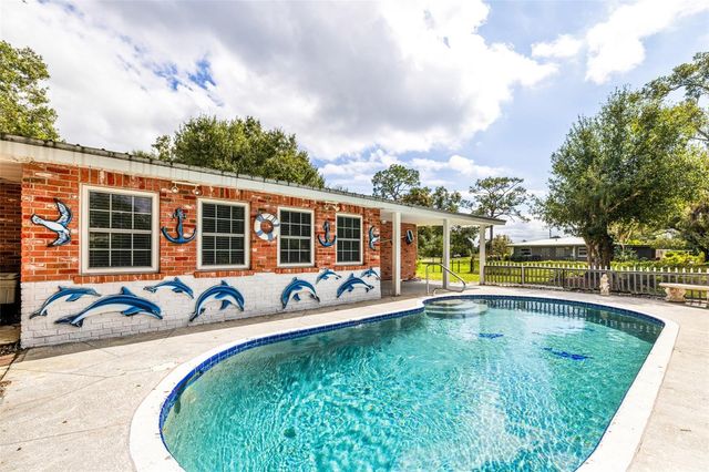 17371 WILLIAMSBURG DRIVE, North Fort Myers, FL 33917