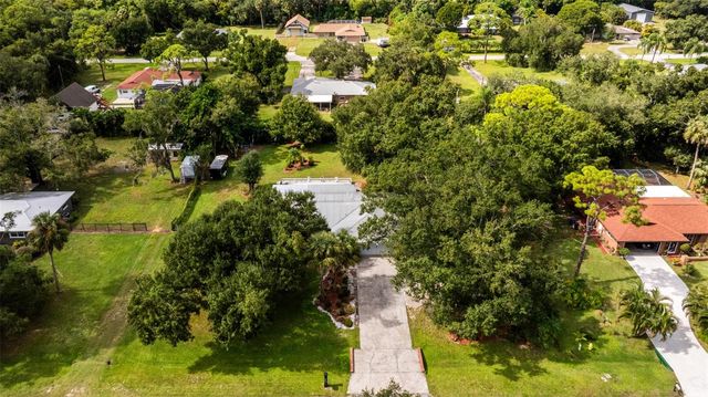 17371 WILLIAMSBURG DRIVE, North Fort Myers, FL 33917