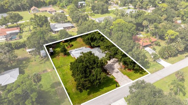 17371 WILLIAMSBURG DRIVE, North Fort Myers, FL 33917