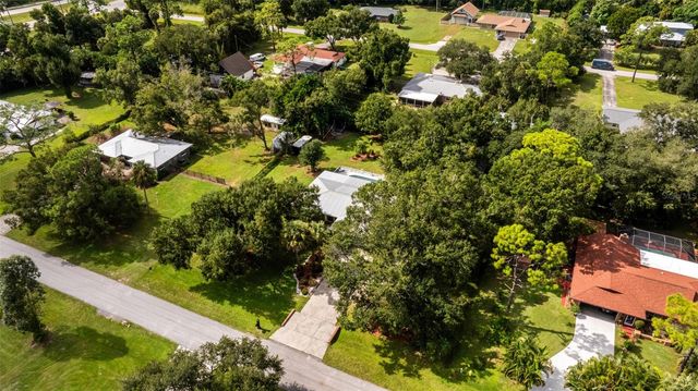 17371 WILLIAMSBURG DRIVE, North Fort Myers, FL 33917