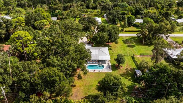 17371 WILLIAMSBURG DRIVE, North Fort Myers, FL 33917