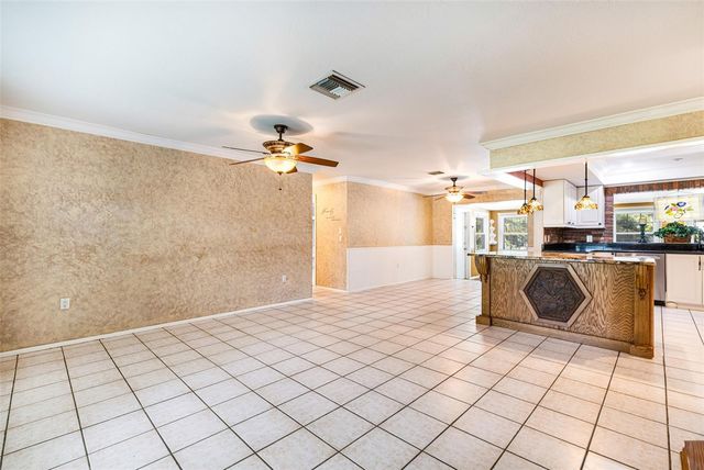 17371 WILLIAMSBURG DRIVE, North Fort Myers, FL 33917
