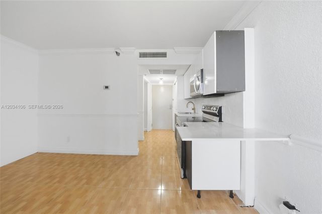 19201 Collins Avenue 341, Sunny Isles Beach, FL 33160
