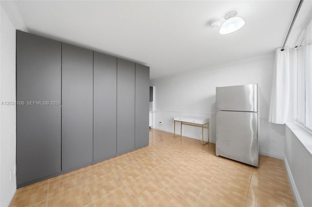 19201 Collins Avenue 341, Sunny Isles Beach, FL 33160