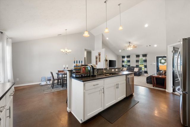 203 Mulkey Road, Waxahachie, TX 75167