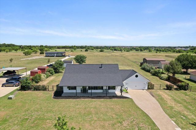 203 Mulkey Road, Waxahachie, TX 75167