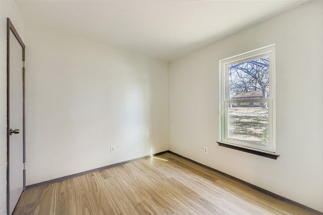 7407 Gayglen Drive, Dallas, TX 75217