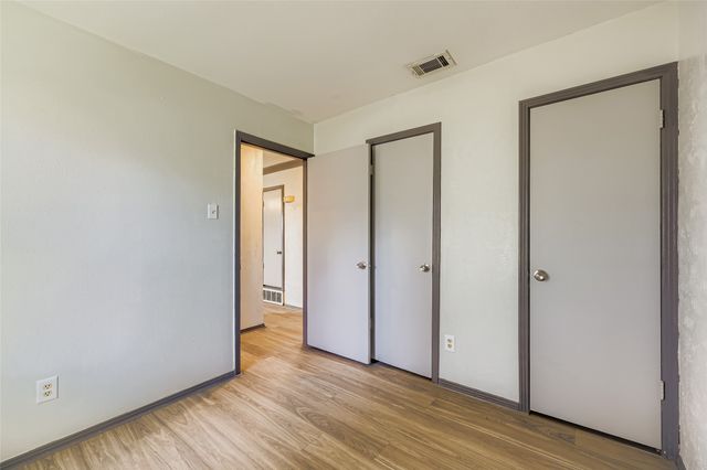 7407 Gayglen Drive, Dallas, TX 75217