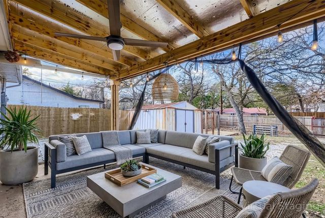 7407 Gayglen Drive, Dallas, TX 75217