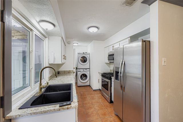 7407 Gayglen Drive, Dallas, TX 75217