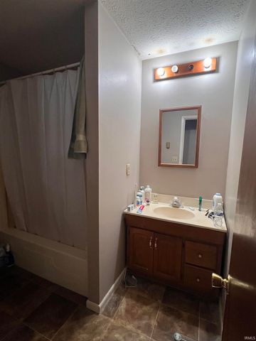 824 W State Street, Kokomo, IN 46902