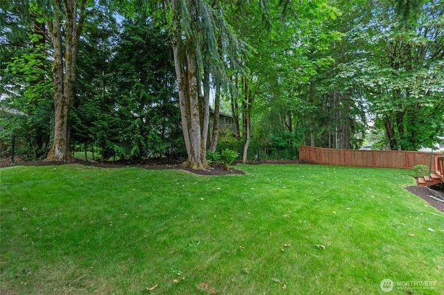 13415 NE 119th Way, Redmond, WA 98052