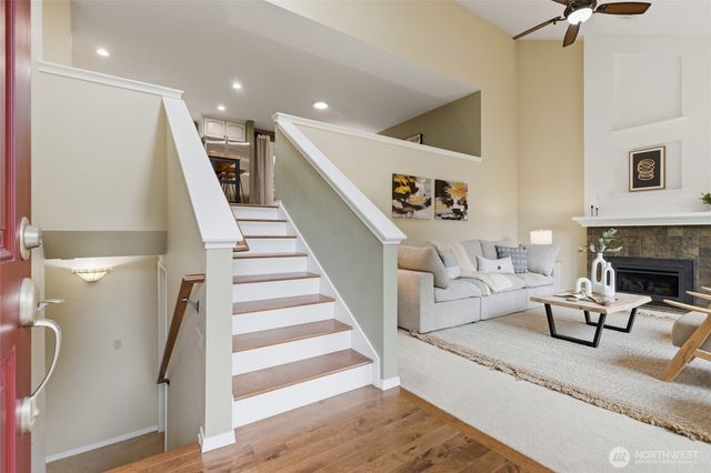 13415 NE 119th Way, Redmond, WA 98052