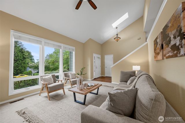 13415 NE 119th Way, Redmond, WA 98052