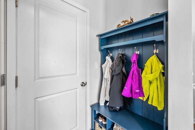 888 Sunny Vale Drive, Delaware, OH 43015