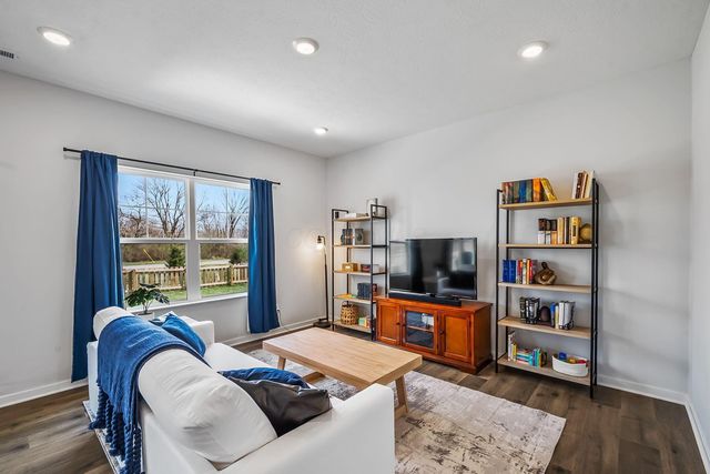 888 Sunny Vale Drive, Delaware, OH 43015