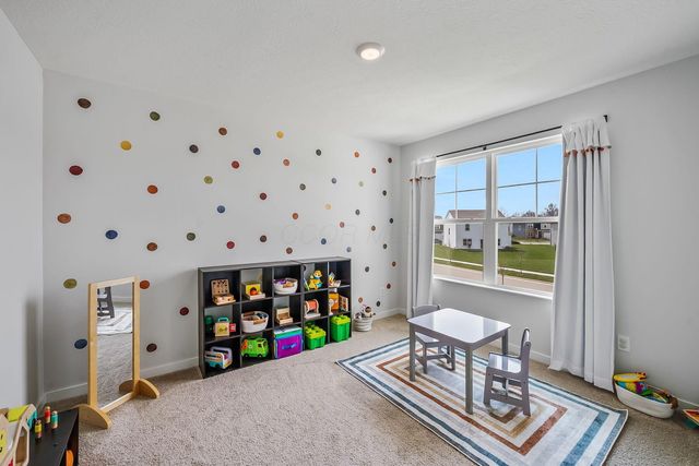 888 Sunny Vale Drive, Delaware, OH 43015