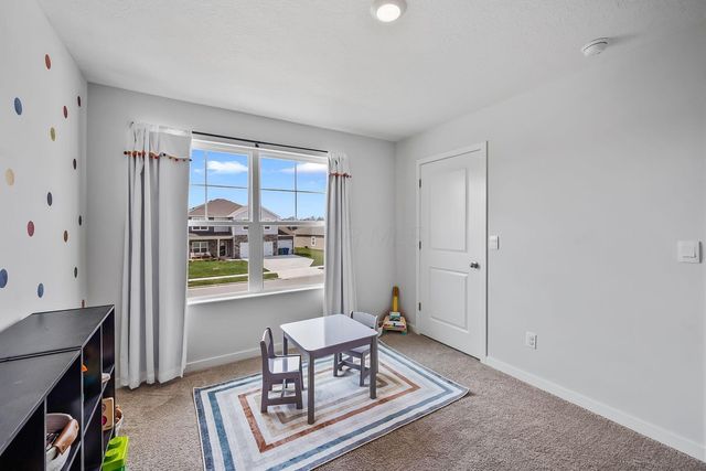 888 Sunny Vale Drive, Delaware, OH 43015