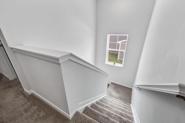 888 Sunny Vale Drive, Delaware, OH 43015