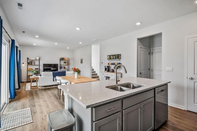 888 Sunny Vale Drive, Delaware, OH 43015