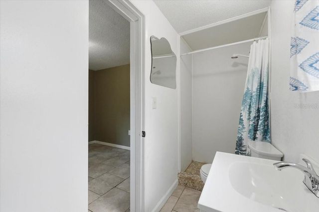 2418 JUNGLE STREET, Lakeland, FL 33801
