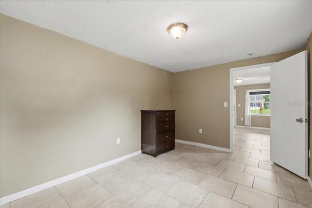 2418 JUNGLE STREET, Lakeland, FL 33801