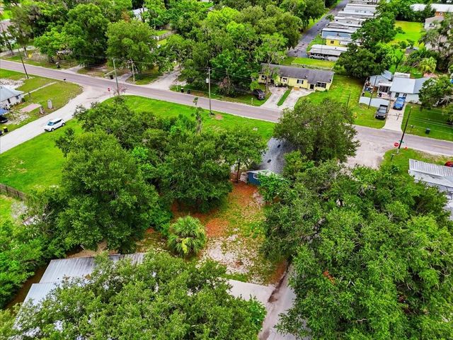 2418 JUNGLE STREET, Lakeland, FL 33801